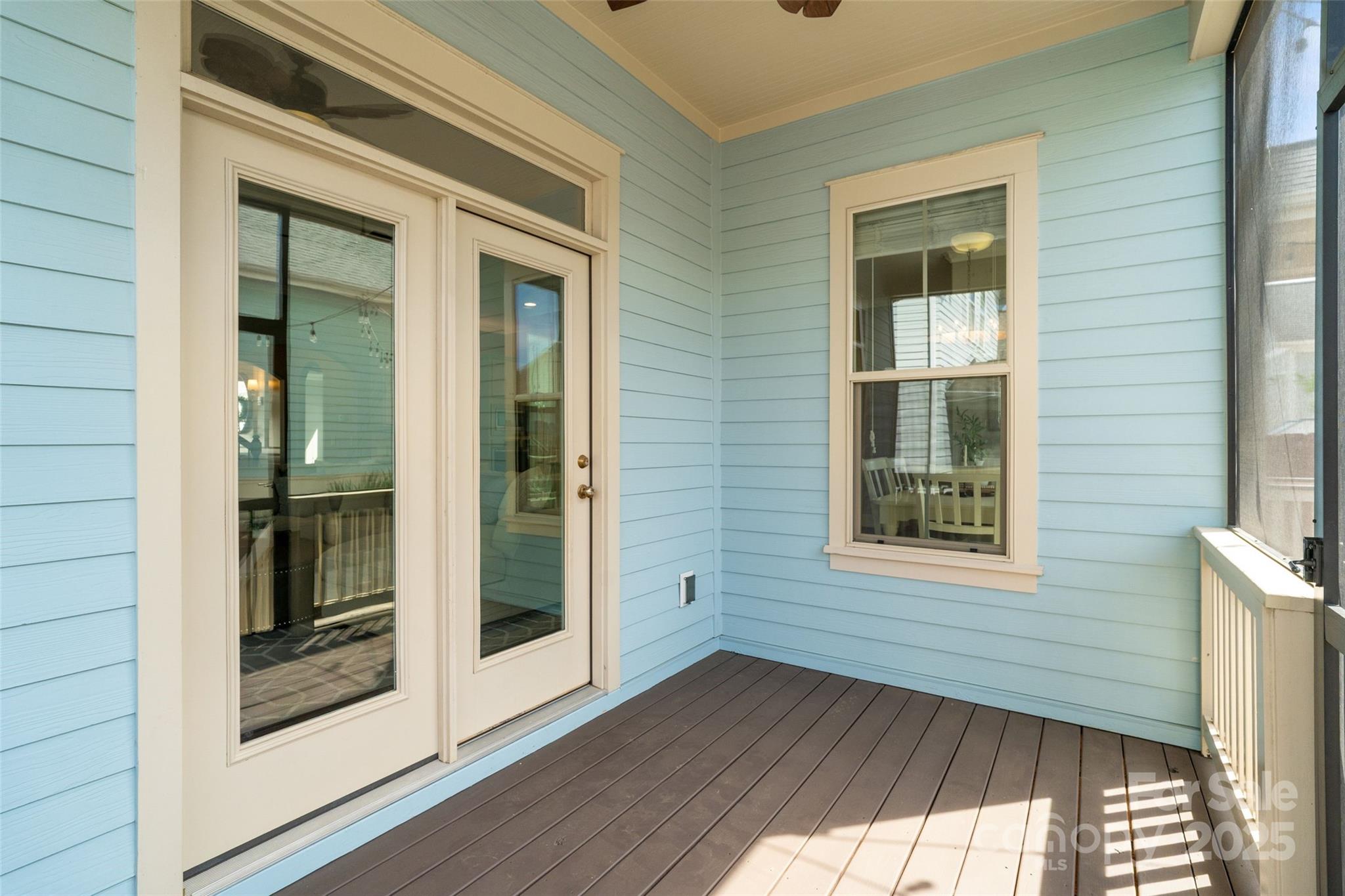 Riverwalk - Residential