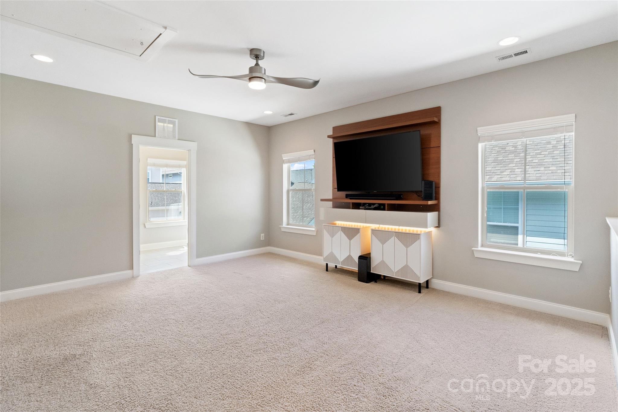 Riverwalk - Residential