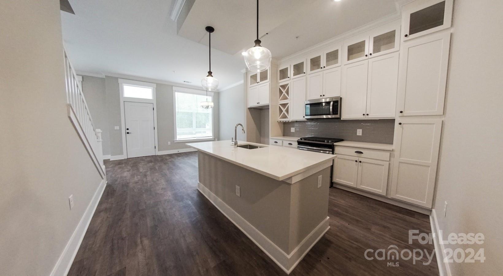 Pineville, North Carolina 28134, United States, 3 Bedrooms Bedrooms, ,3 BathroomsBathrooms,Residential,Active,62965
