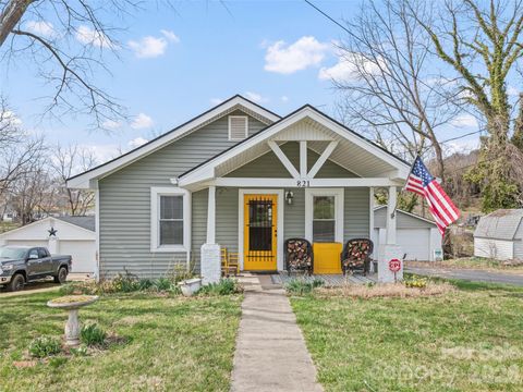 Photo of 821 N Main Street, Canton, NC 28716 (MLS # 4371567)