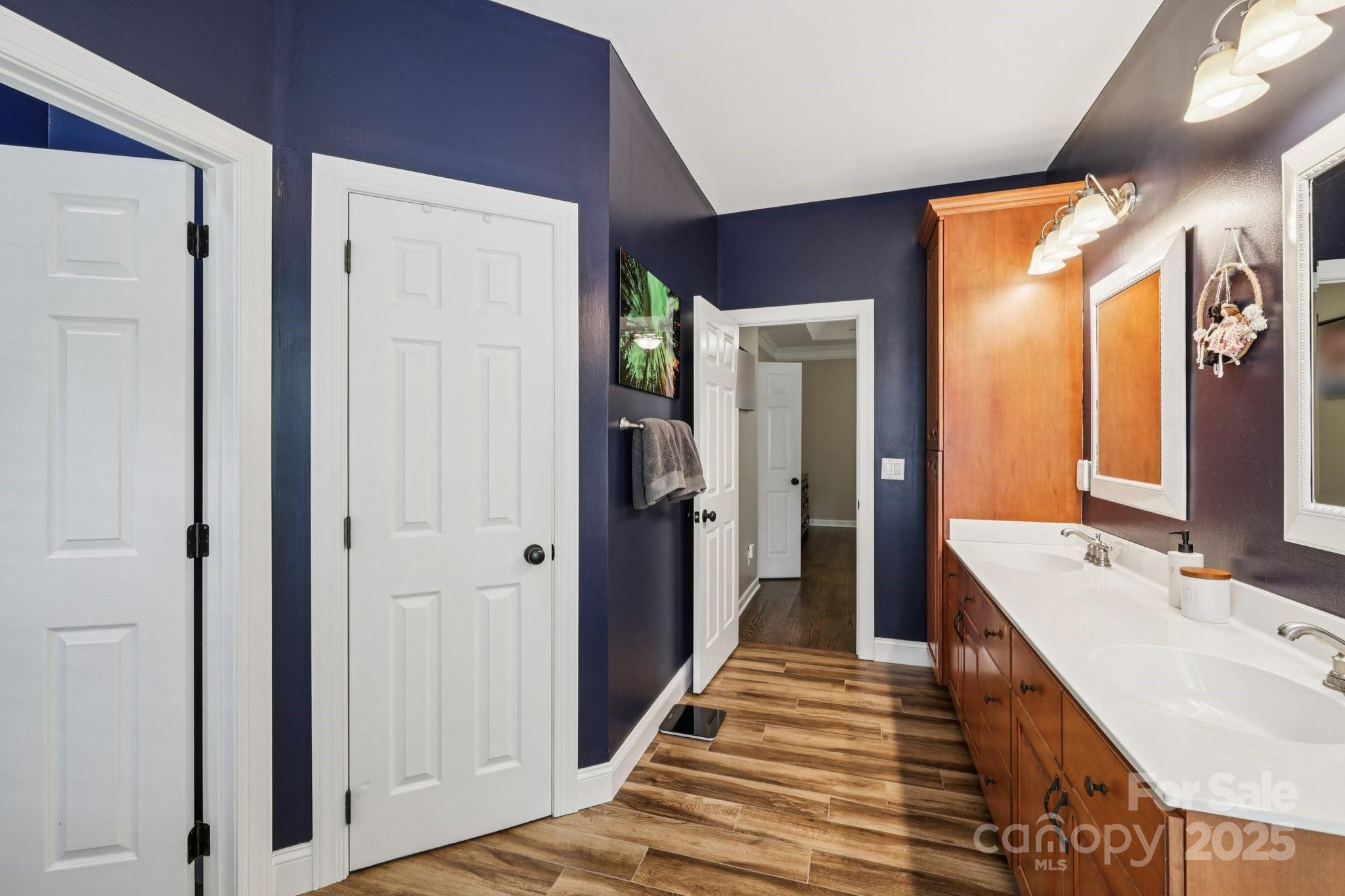 Overlook - Residential