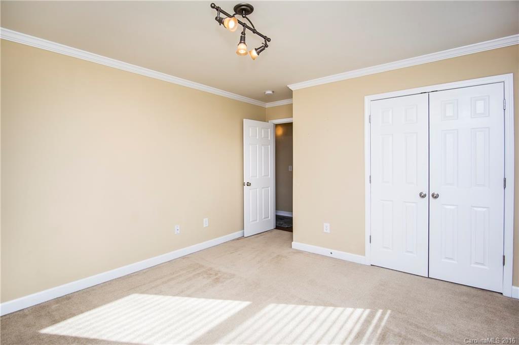 Fox Ridge - Residential