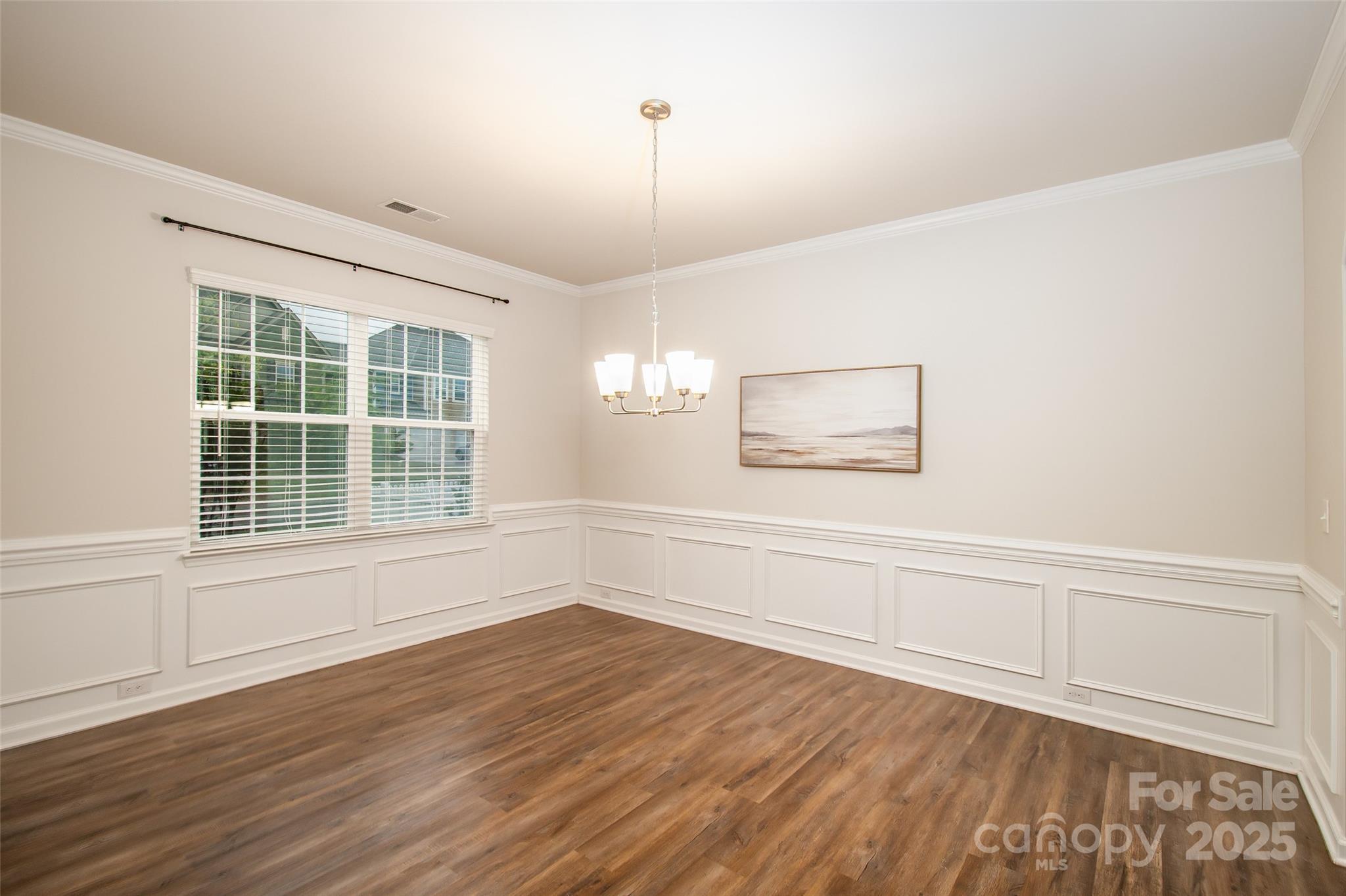 150 W Morehouse Avenue