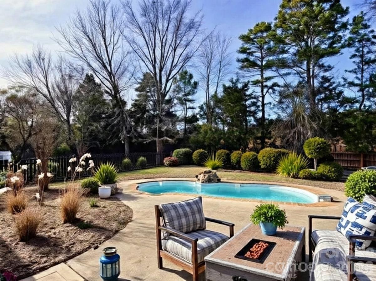 Brandon Oaks - Residential