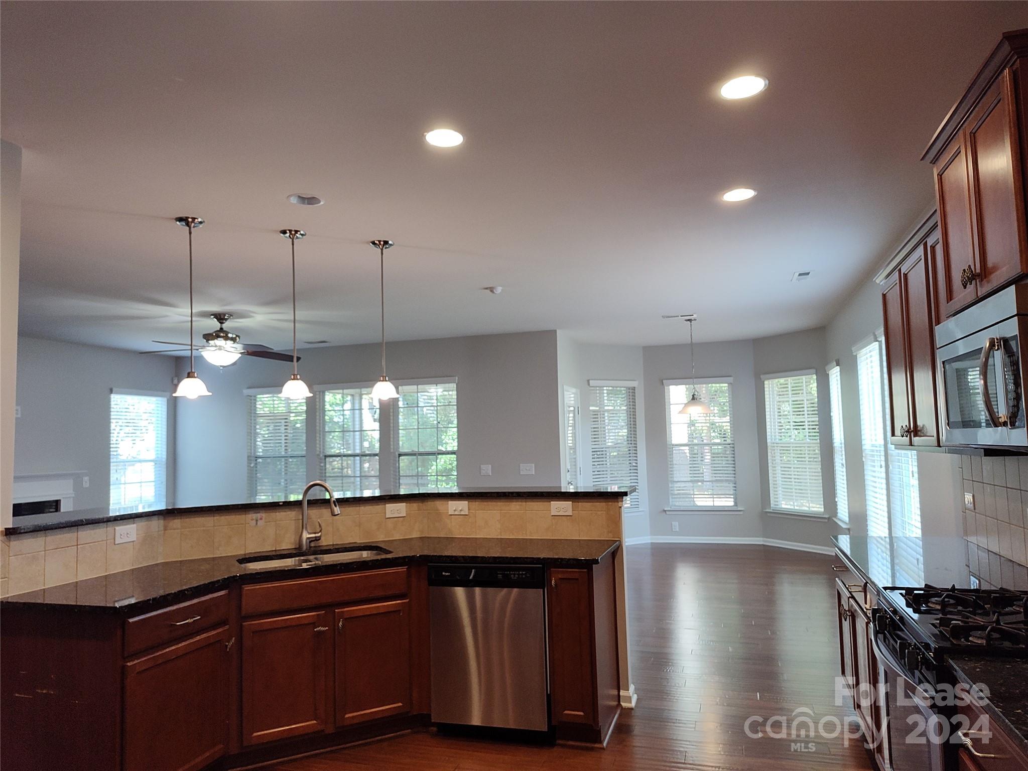 Ardrey Woods - Residential Lease