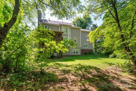 A home in Huntersville