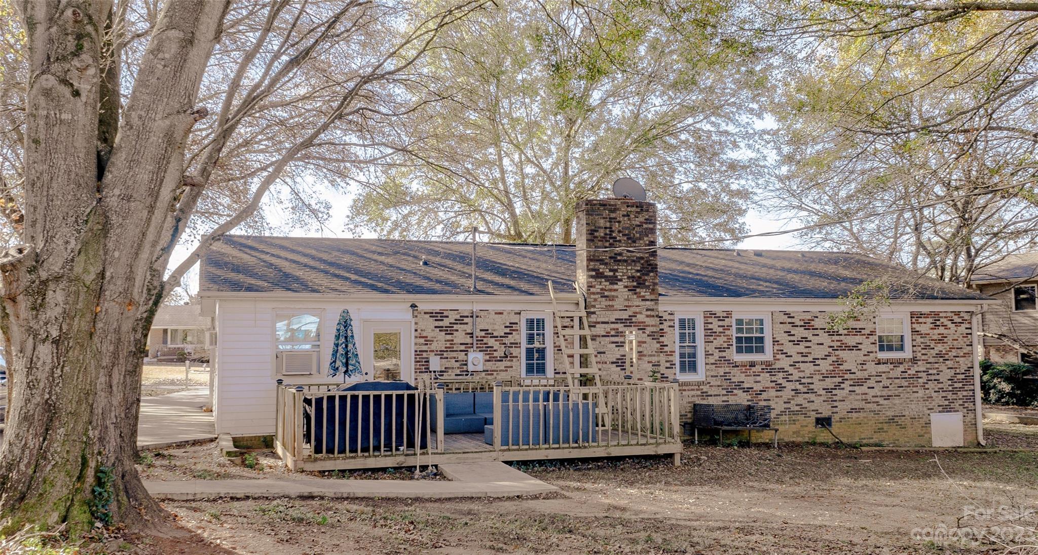 Fox Run - Residential