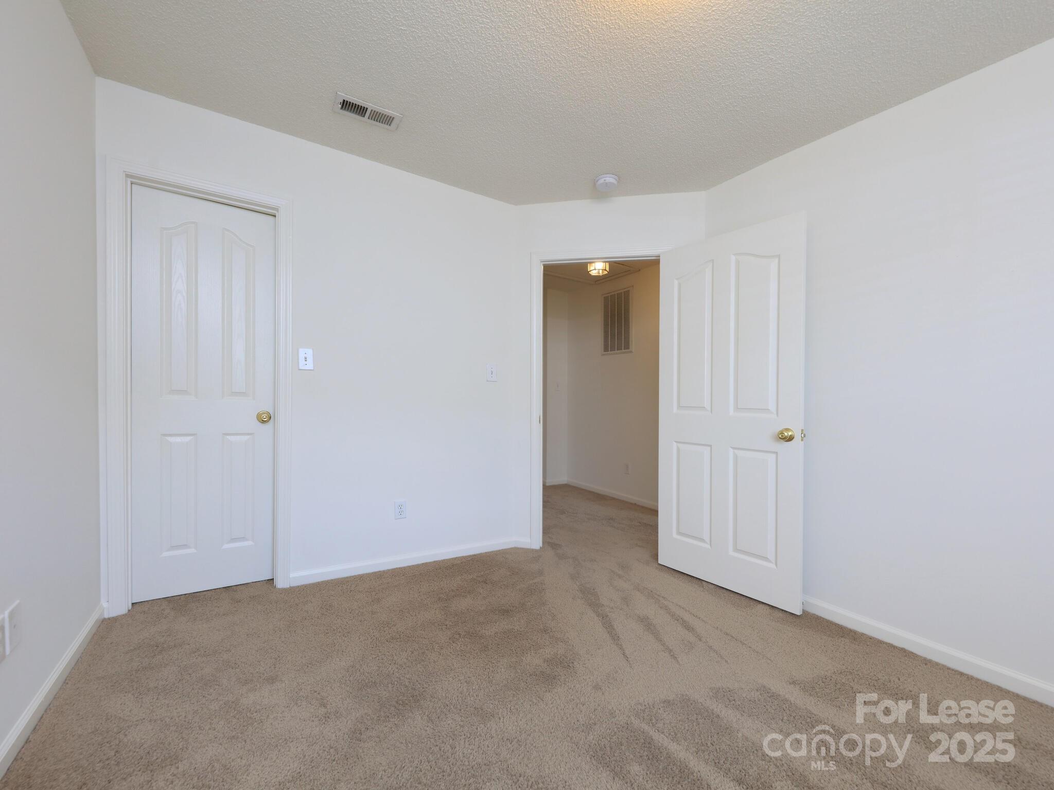 The Clusters - Residential Lease