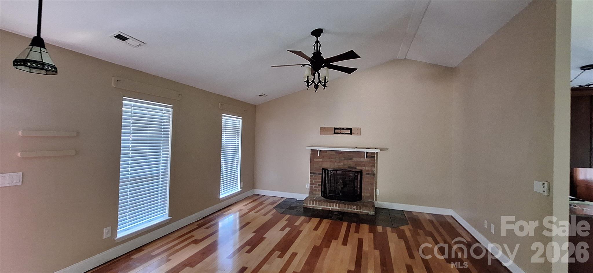 8804 Royal Scot Lane