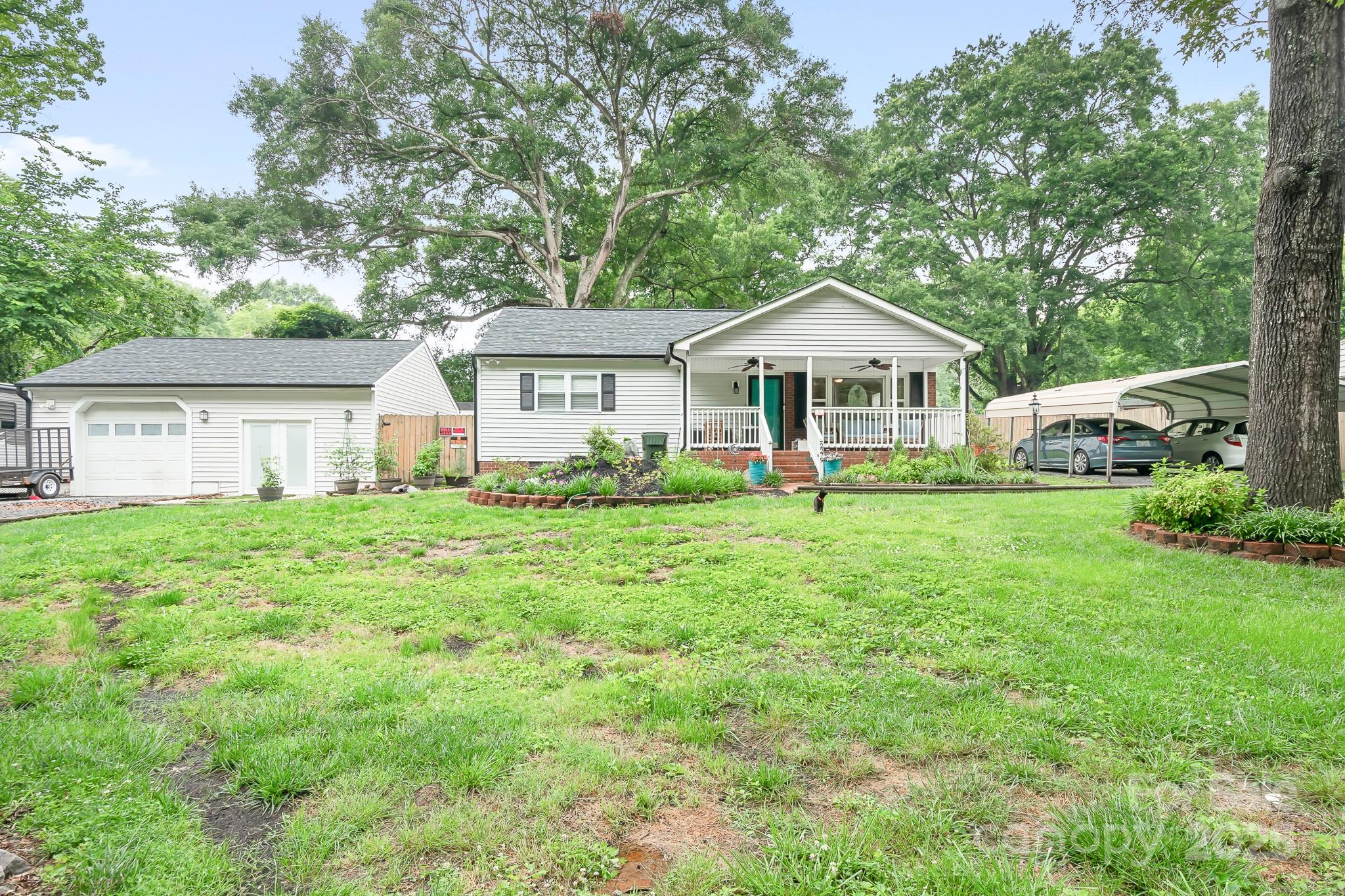 2279 Cedar Oak Circle
