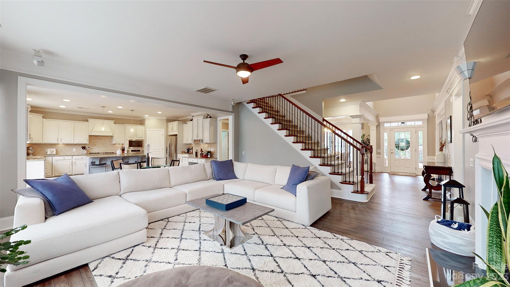 The Chimneys Of Marvin - Residential