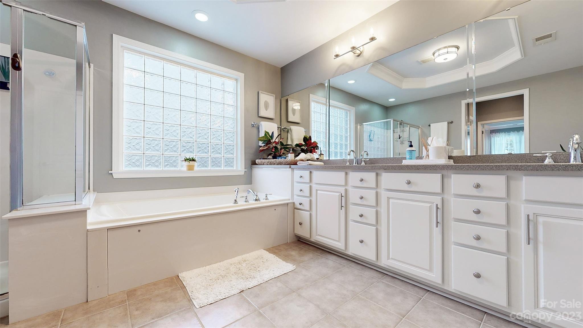 The Chimneys Of Marvin - Residential