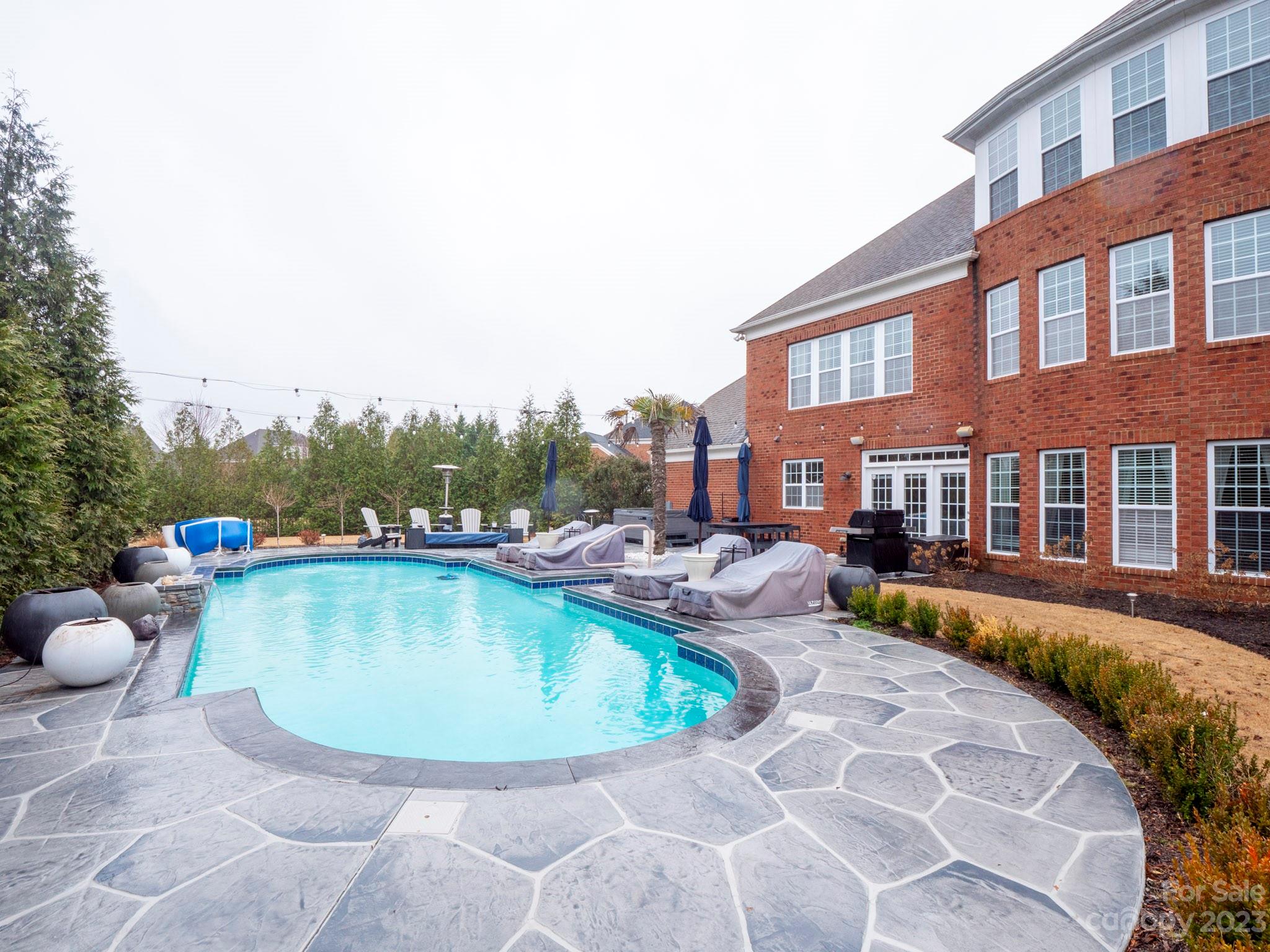 The Chimneys Of Marvin - Residential