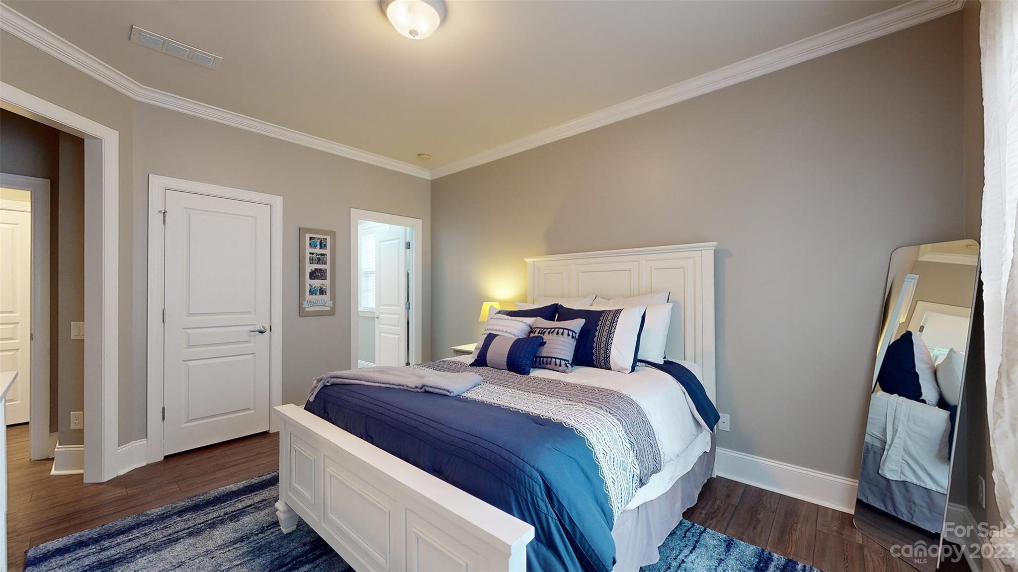 The Chimneys Of Marvin - Residential