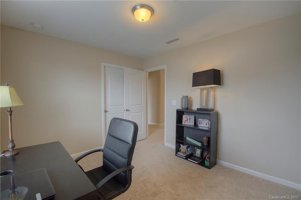 The Oaks At Mcilwaine - Residential