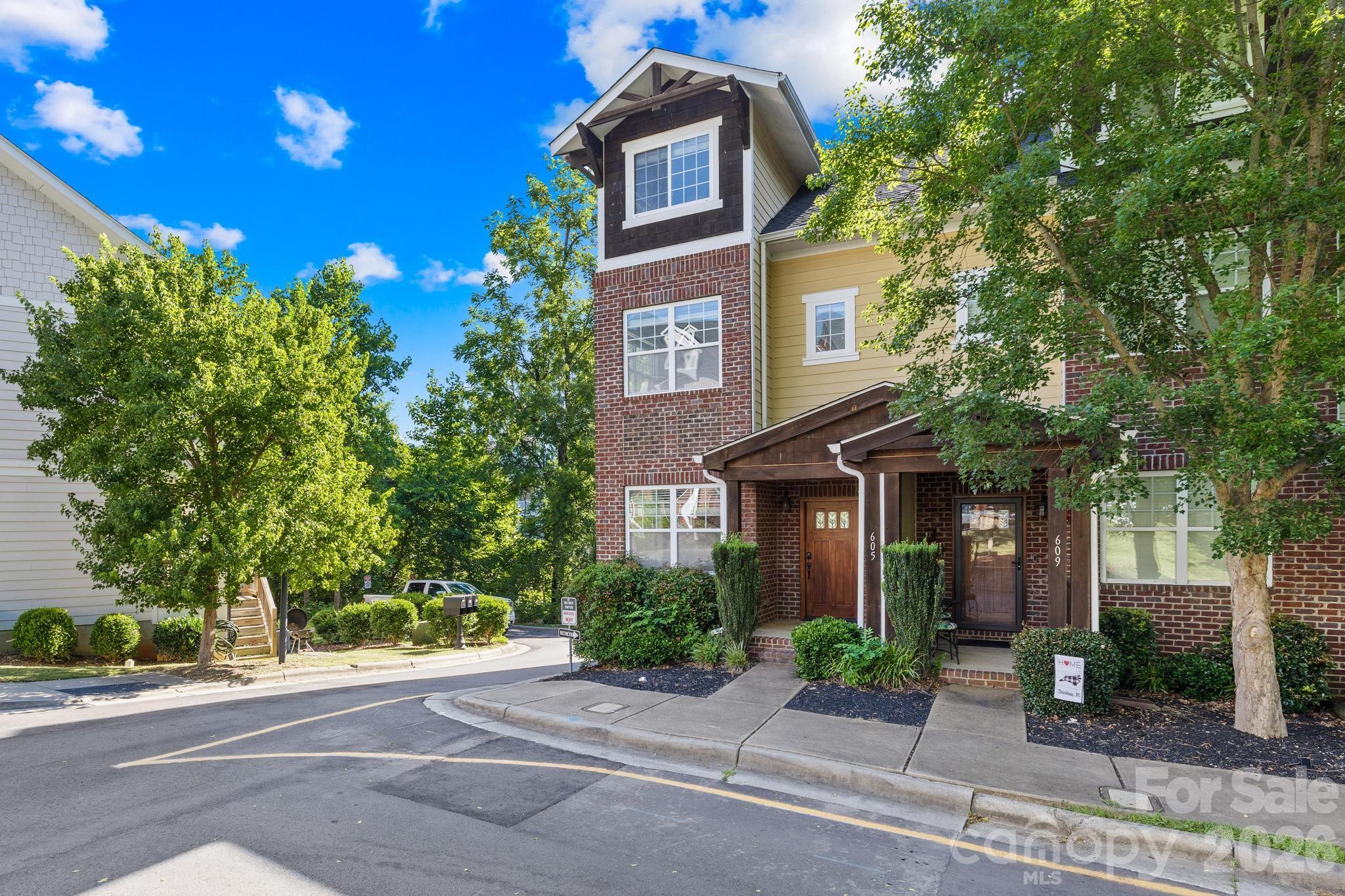 605 Village Main Circle