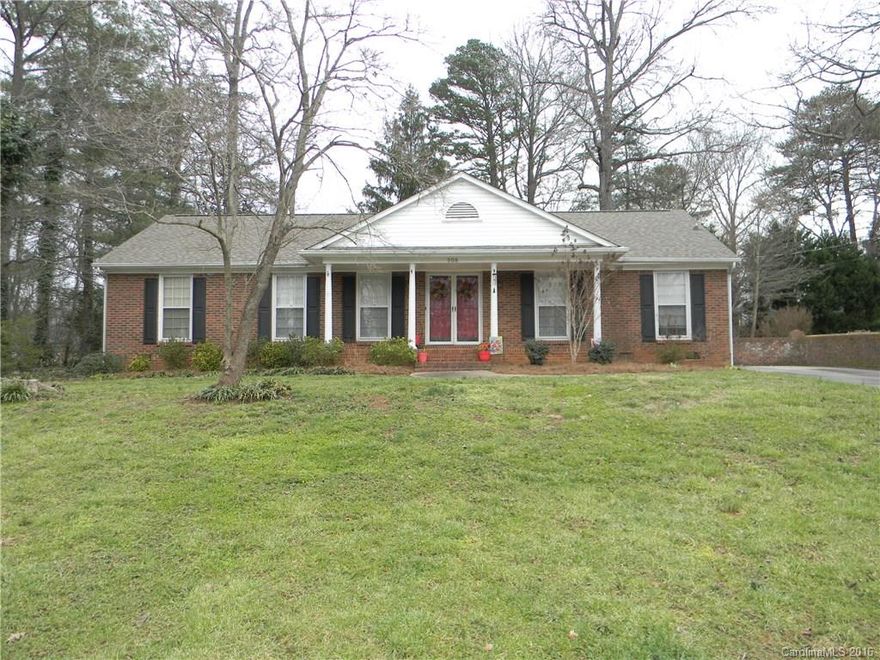 BACK ON MARKET, buyer's financing fell thru. INSPECTED and repair punch list complete! SELLER BOXED UP and ready to move. Great living space inside and out & good storage too. All on one floor with beautiful updates to kitchen and baths that include new cabinetry, solid surface counters & tile flooring. Hardwood flrs in all other rooms except sunroom. Large laundry/utility rm measured in heated sqft. Other improvements: Roof replaced 2011, sunrm roof 2014, HVAC 2012. Super convenient location!