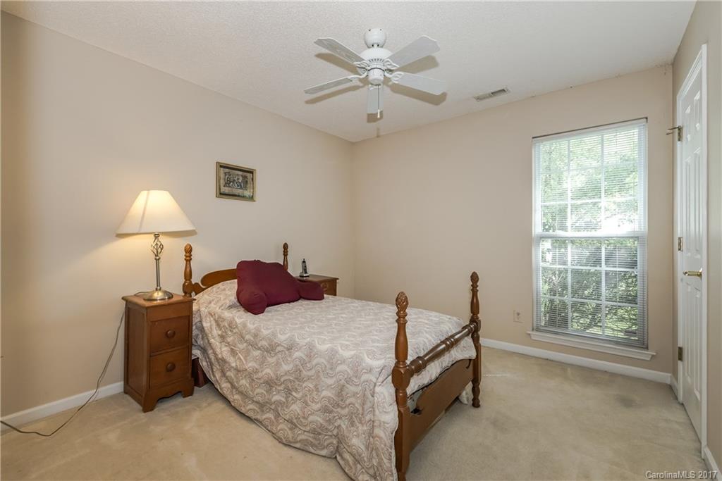 Kelsey Glen - Residential