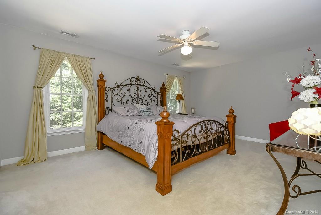 Tega Cay - Residential