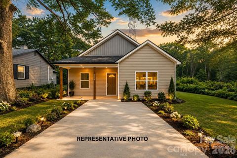 Photo of 115 S Railroad Avenue, East Spencer, NC 28039 (MLS # 4394930)