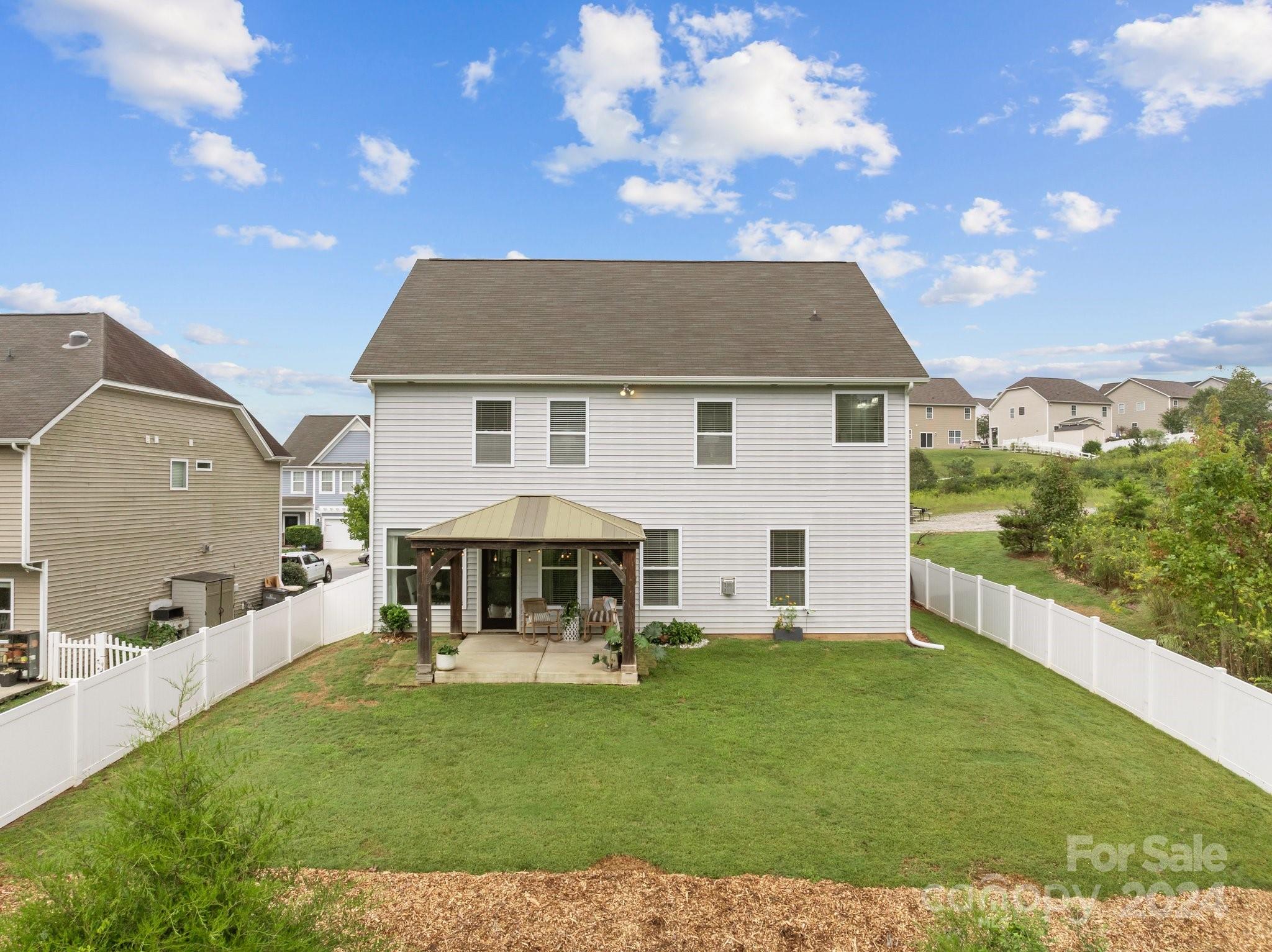 The Farm At Riverpointe - Residential