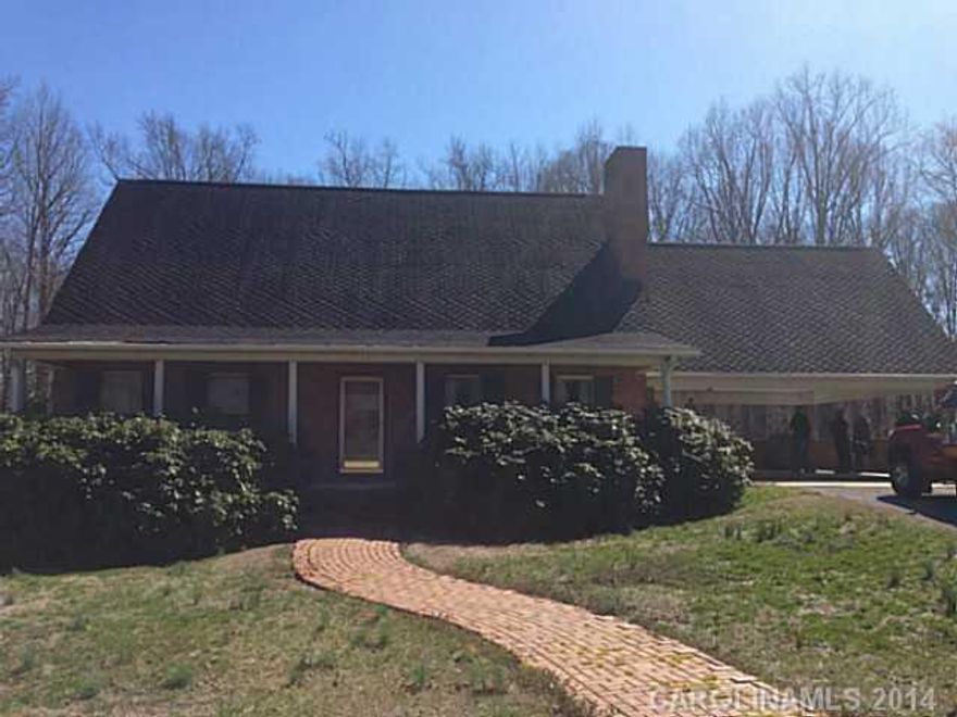 Current owner took extra steps in 1993-94 to make this a quality built  home,  features large open rooms especially the kitchen/dining area with lots of cabinets and counter space, a center island, and plenty of room for cooking and entertaining.  Includes a full basement with seperate workshop areas, also includes a pation area with jacuzzin hookups already installed.  This is a beautiful home