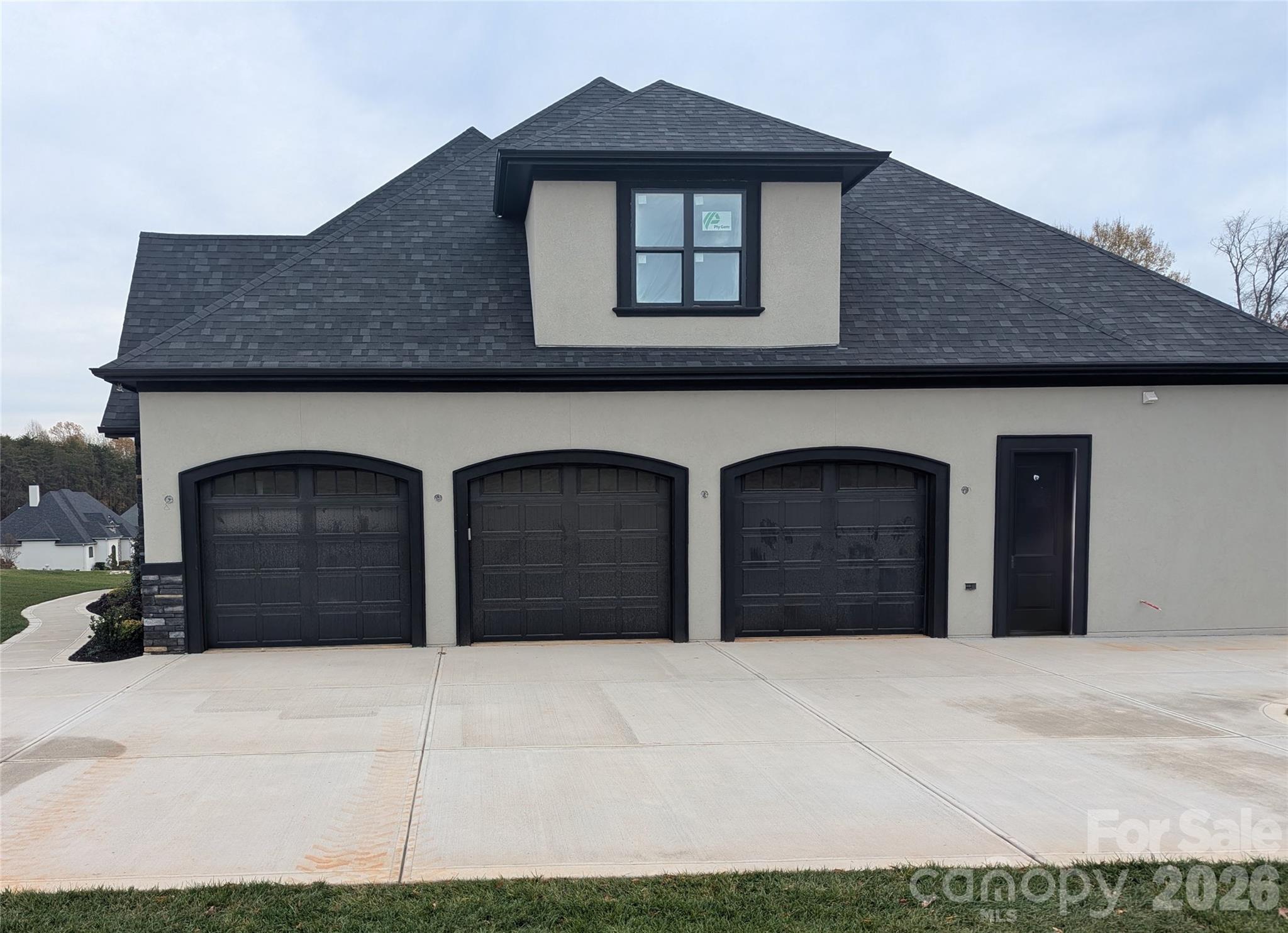 110 Hunts Landing Drive