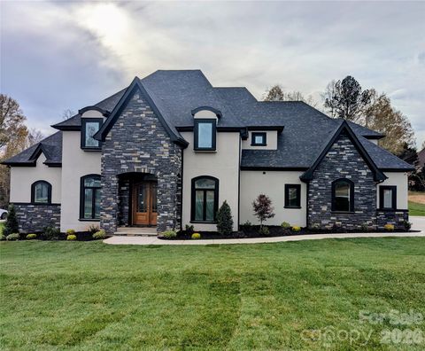 110 Hunts Landing Drive Mooresville NC 28117