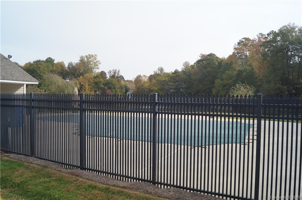 Woodside Falls - Residential