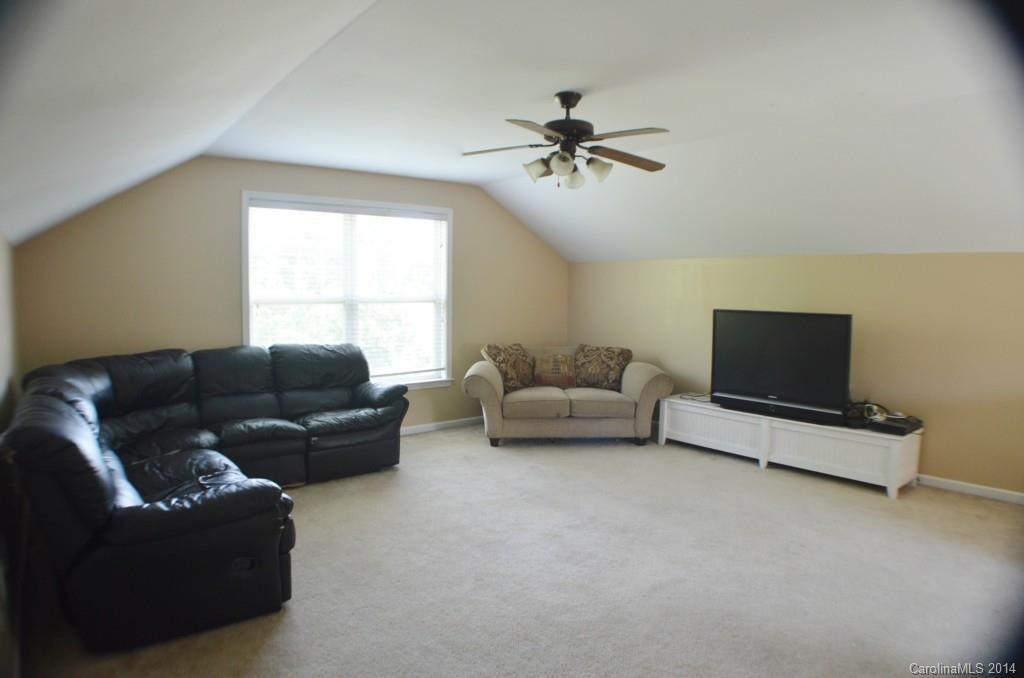 Oakhurst - Residential