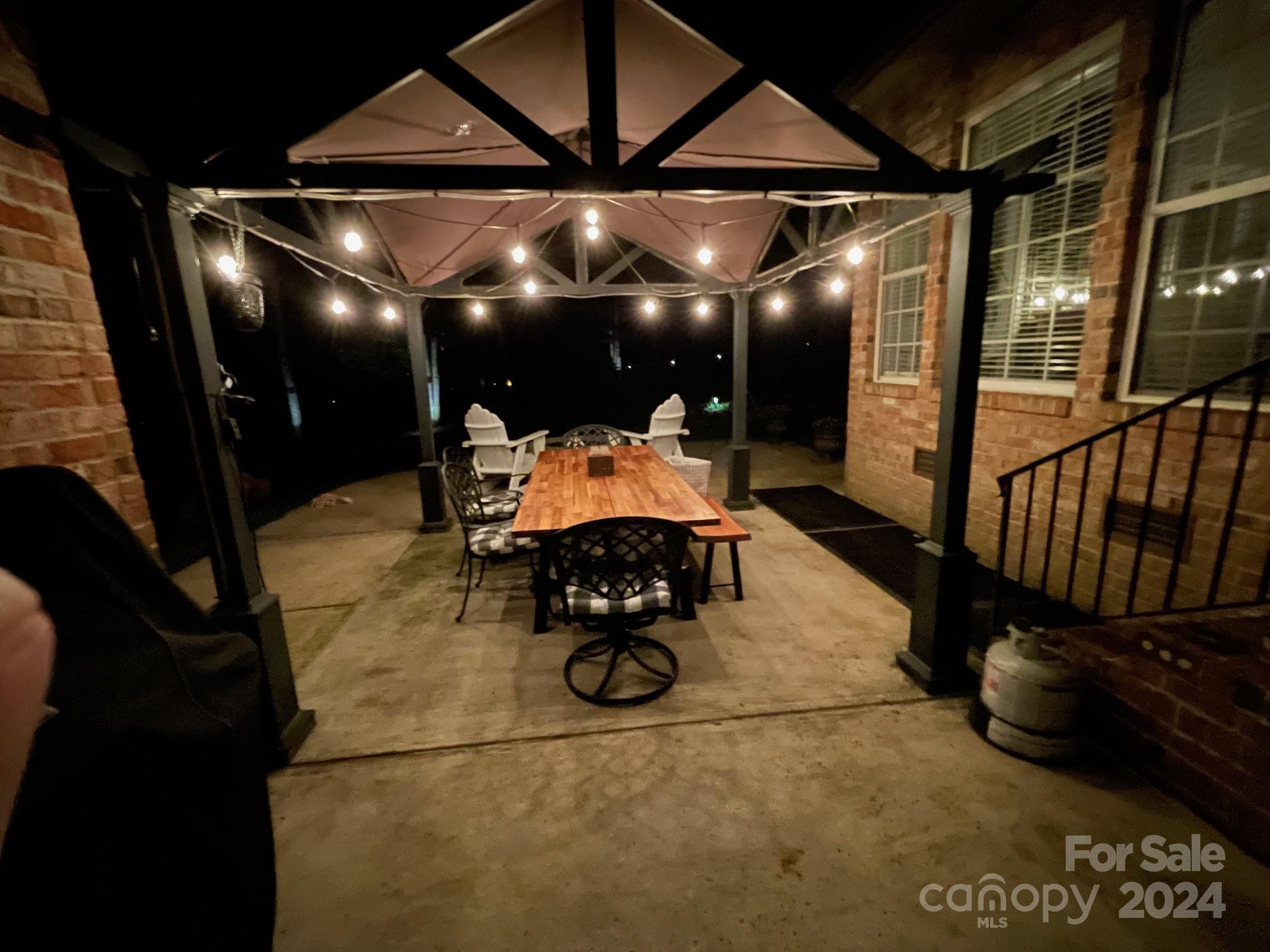 Pebble Bay - Residential