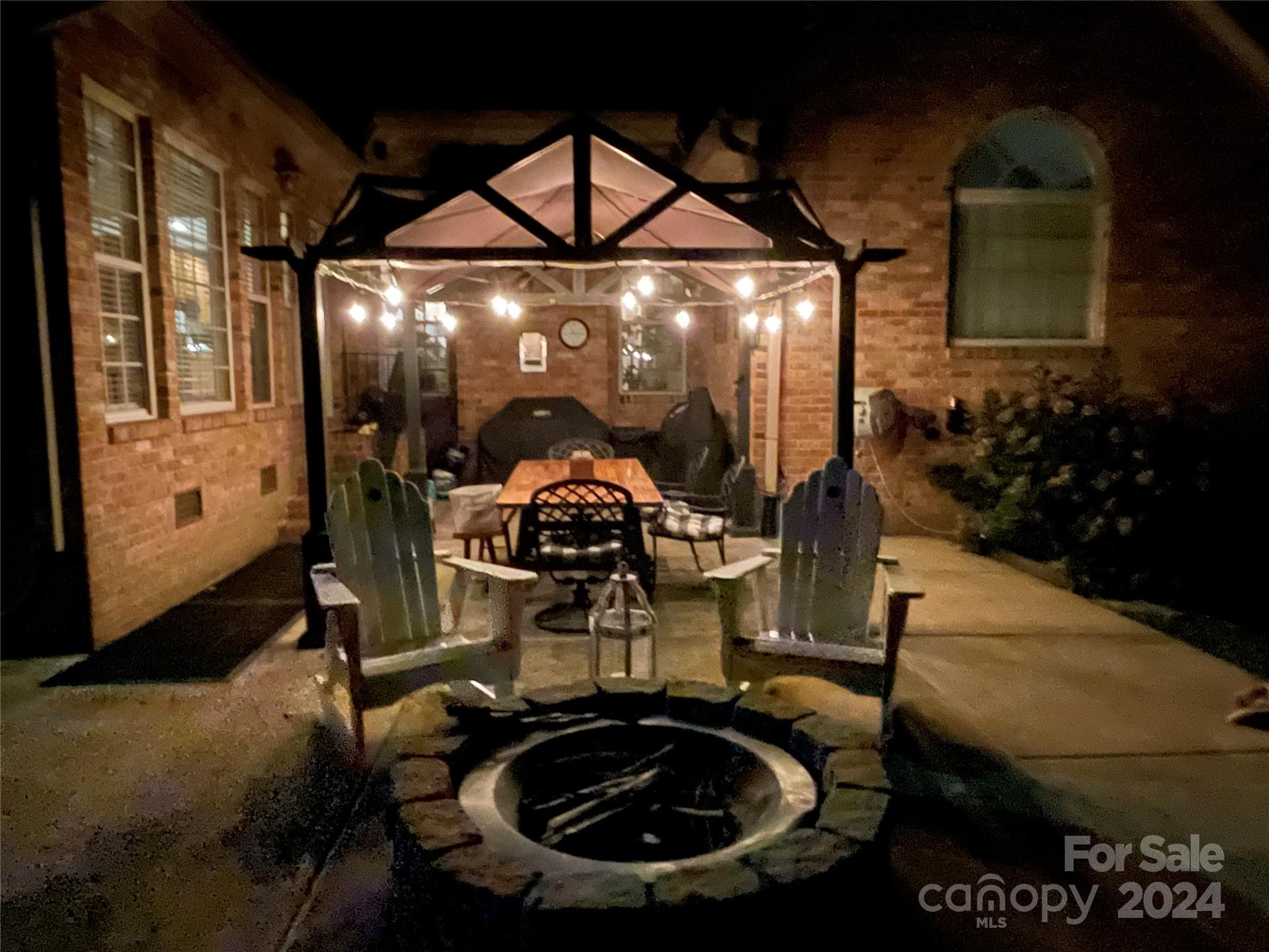 Pebble Bay - Residential