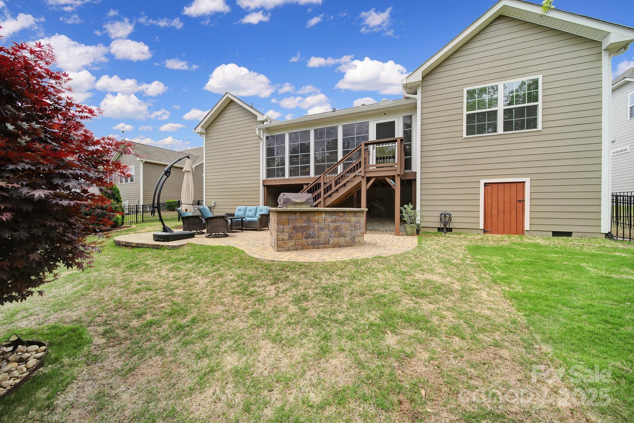 Tree Tops - Residential