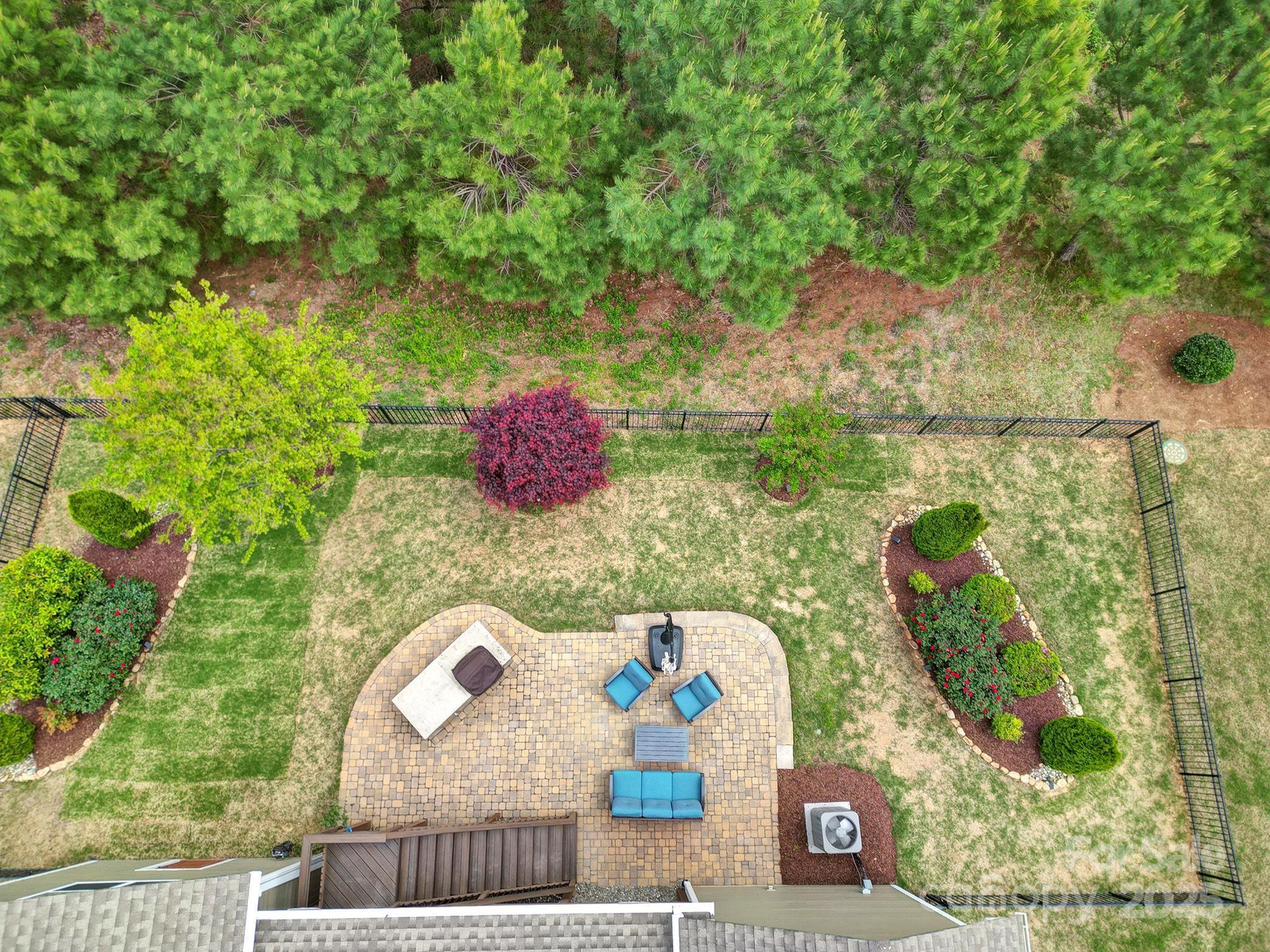 Tree Tops - Residential