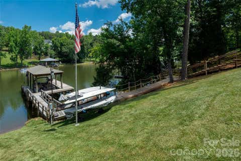 Photo of 6236 River Cabin Lane, Charlotte, NC 28278 (MLS # 4395949)
