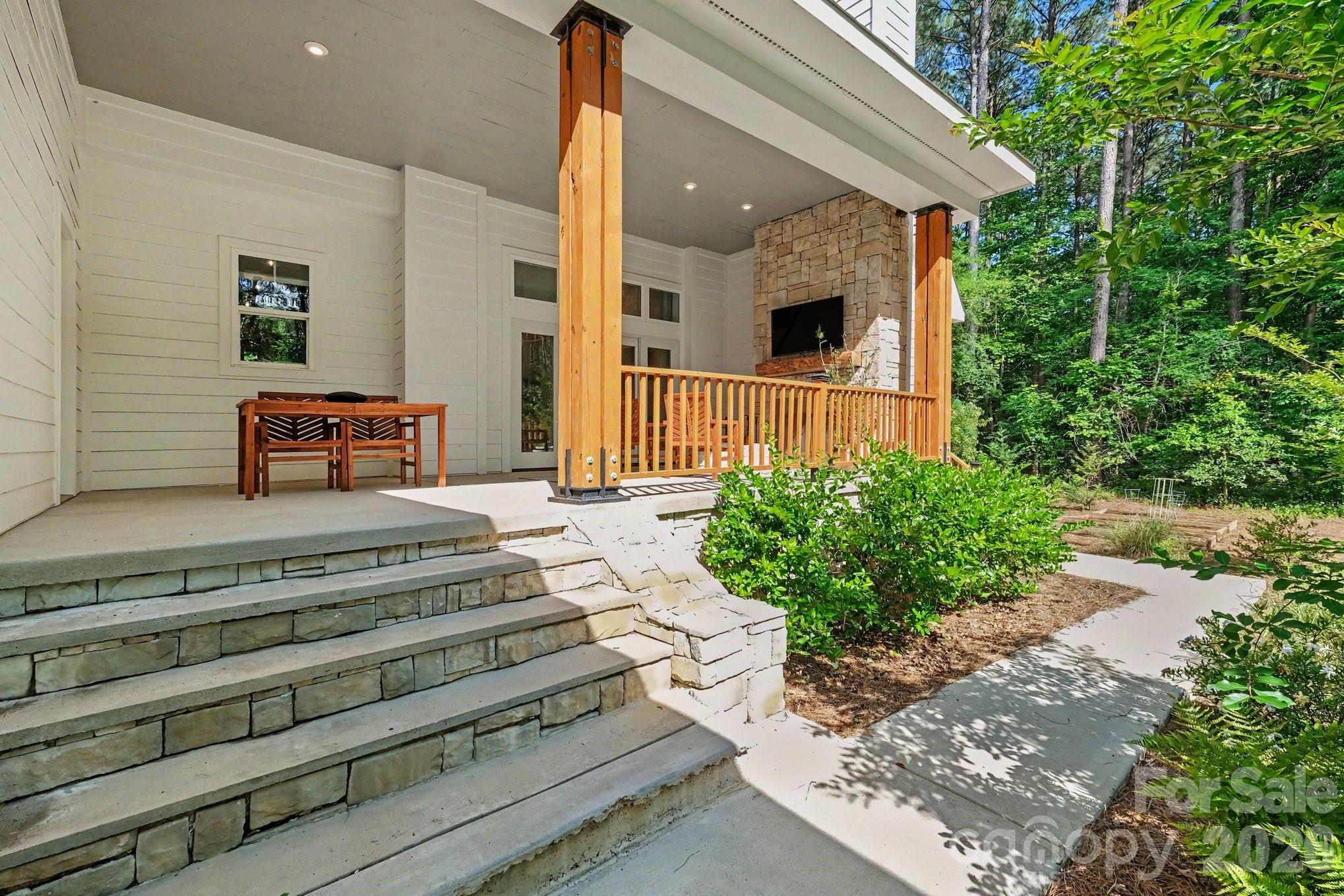 Riverchase Estates - Residential