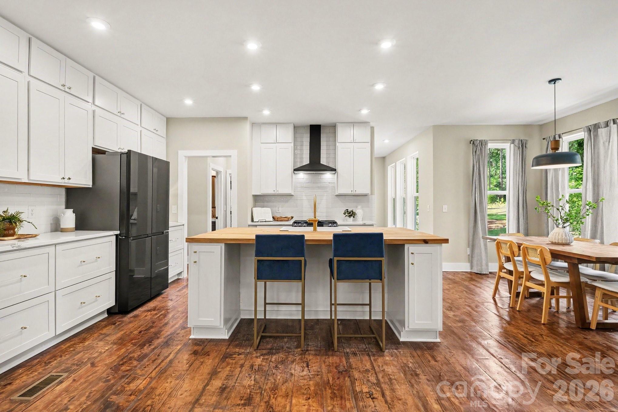 Riverchase Estates - Residential