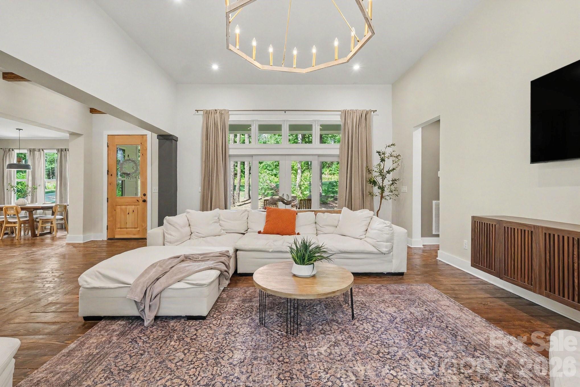 Riverchase Estates - Residential
