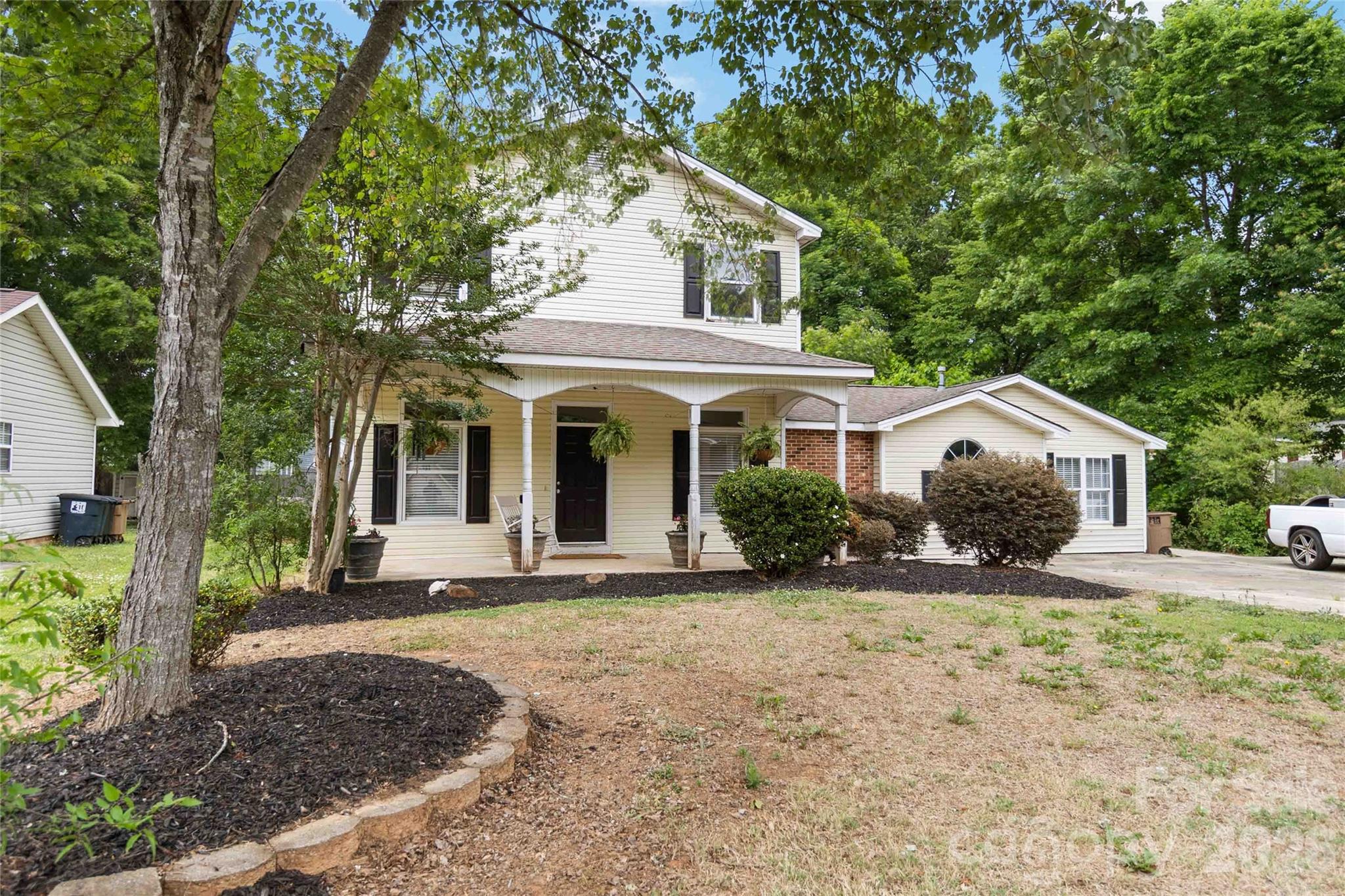 3009 Faircroft Way