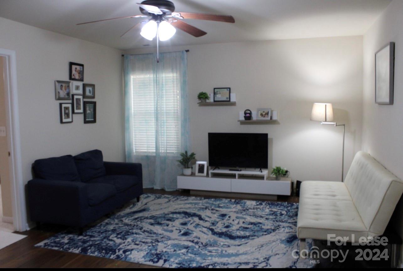 Almond Glen - Residential Lease