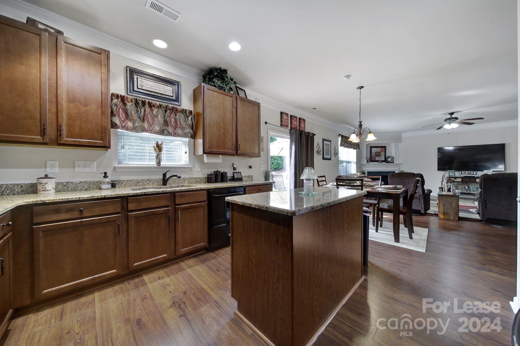 Almond Glen - Residential Lease