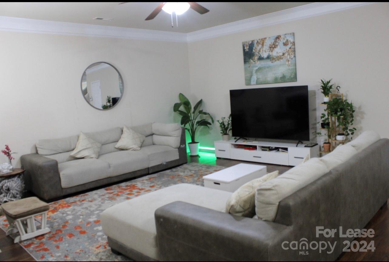 Almond Glen - Residential Lease