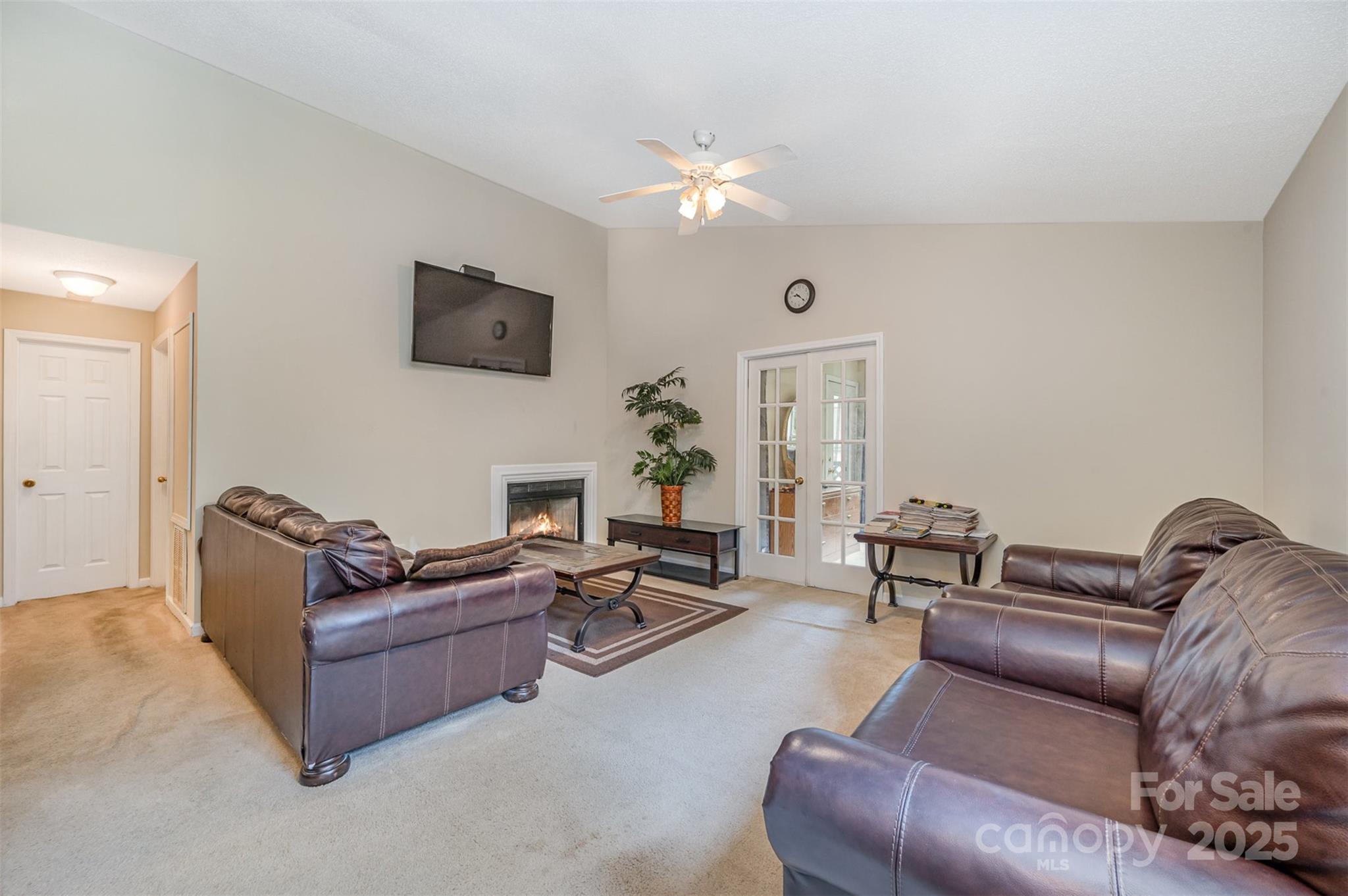 8119 Tremaine Court E