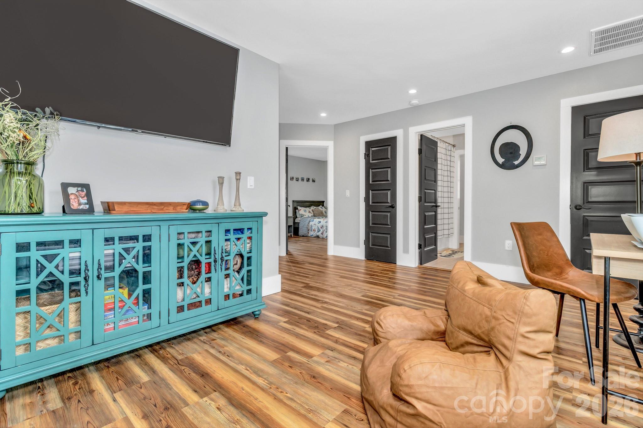 Cedar Walk - Residential