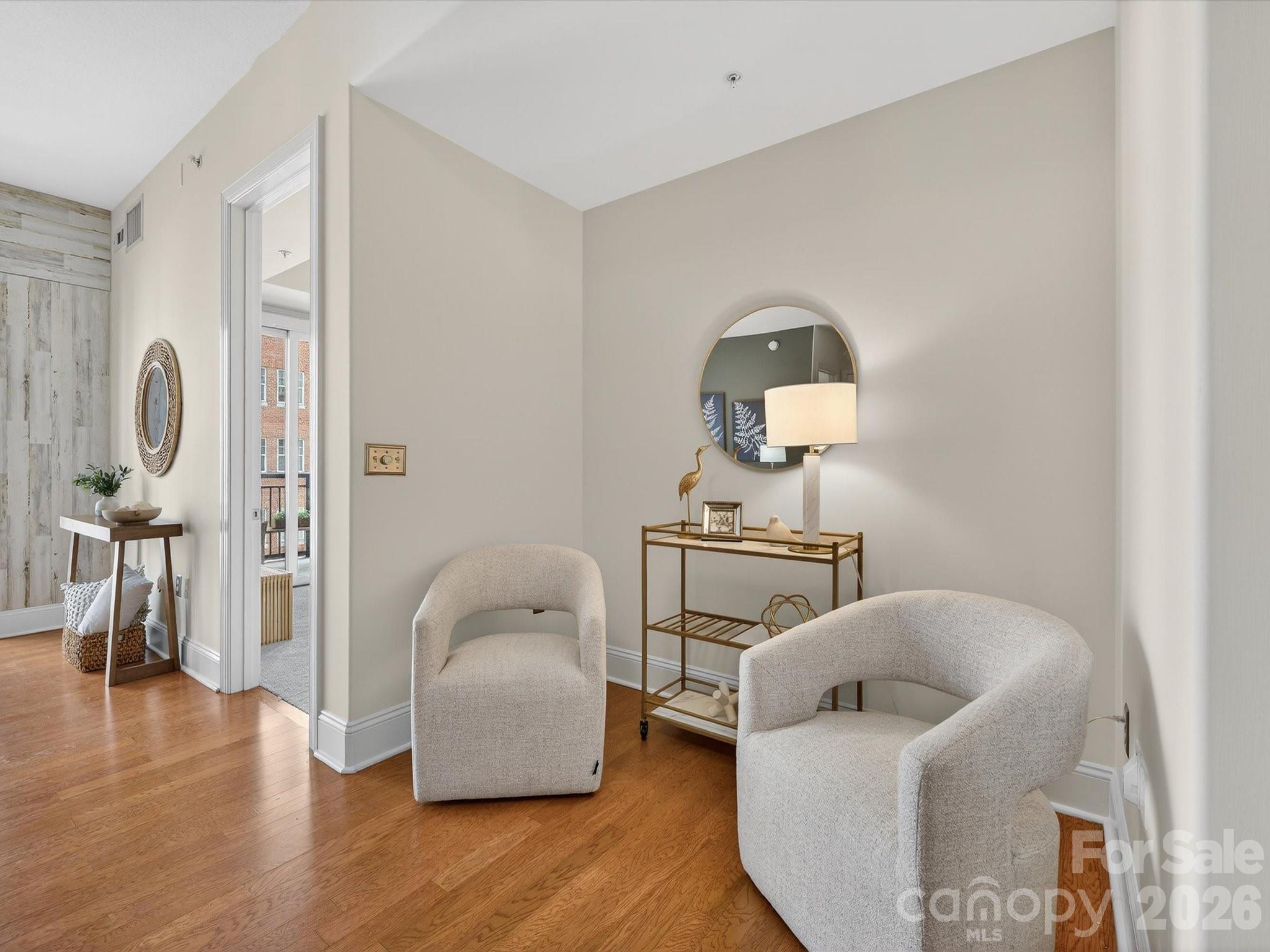 4620 Piedmont Row Drive 408