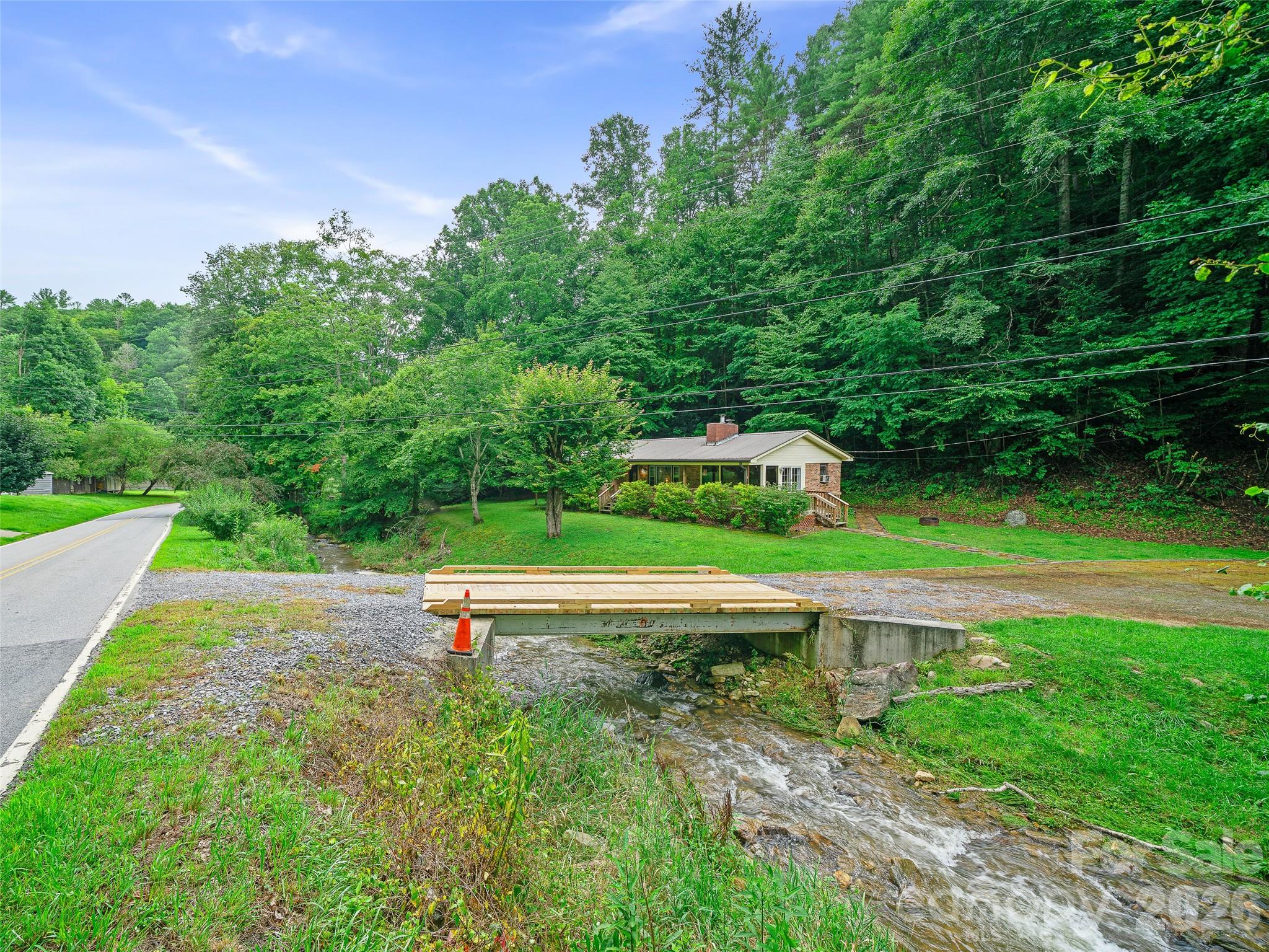 915 Little Creek Road, Burnsville, NC, 28714