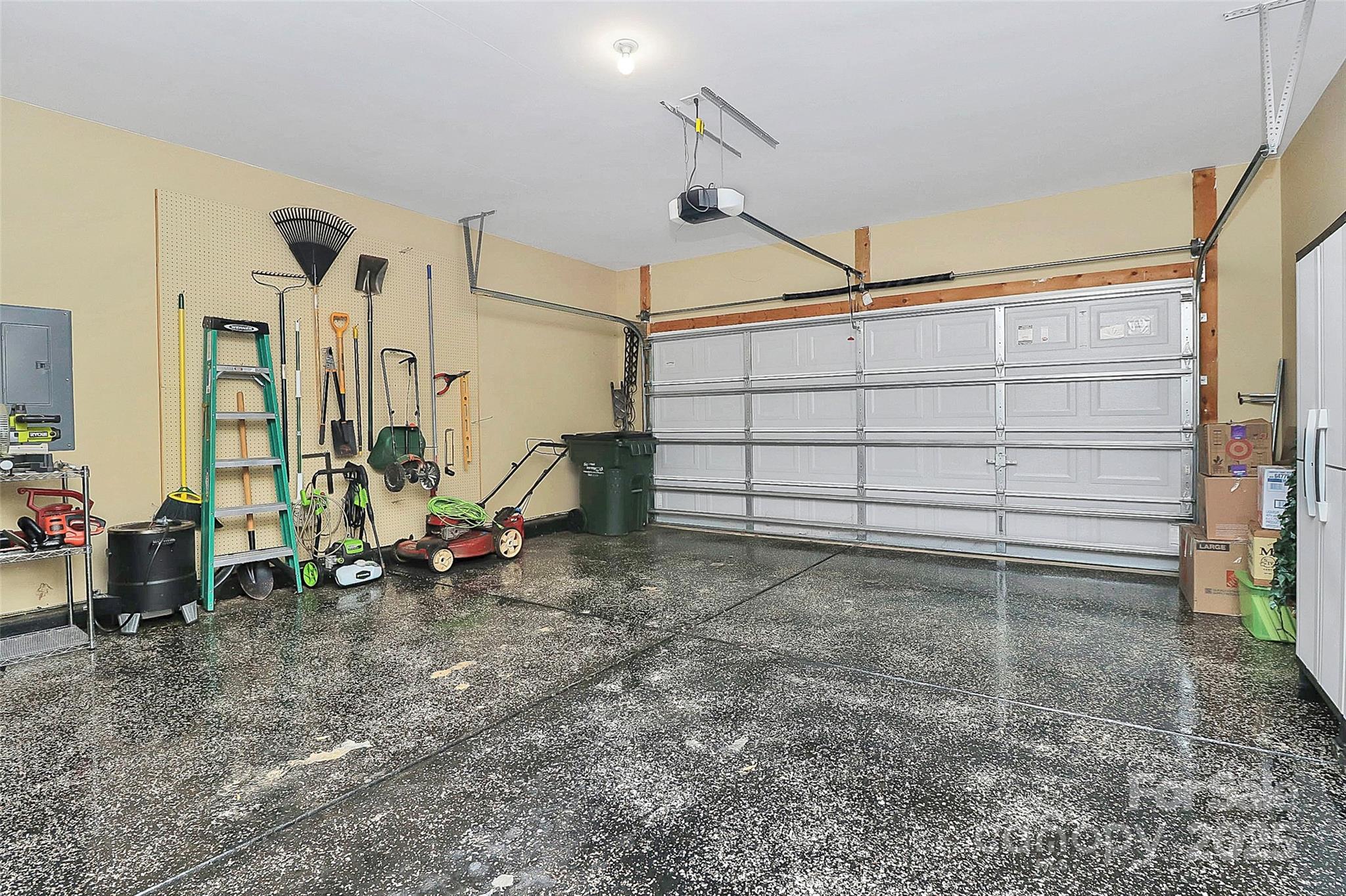 Ashley Glen - Residential