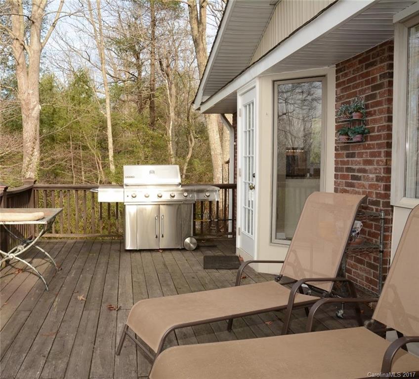 Haywood Knolls - Residential