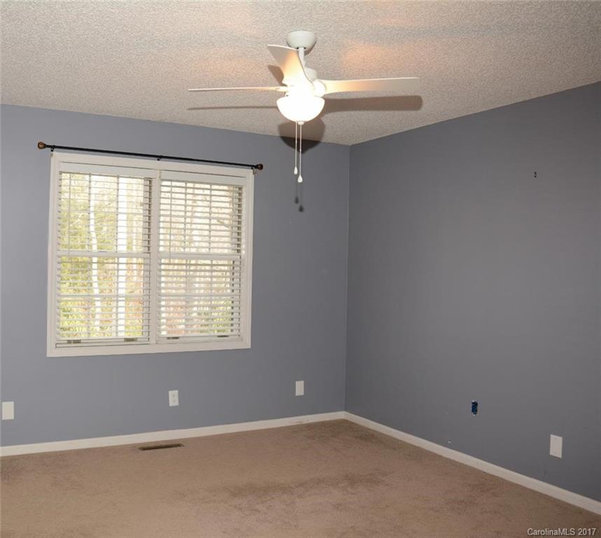 Haywood Knolls - Residential