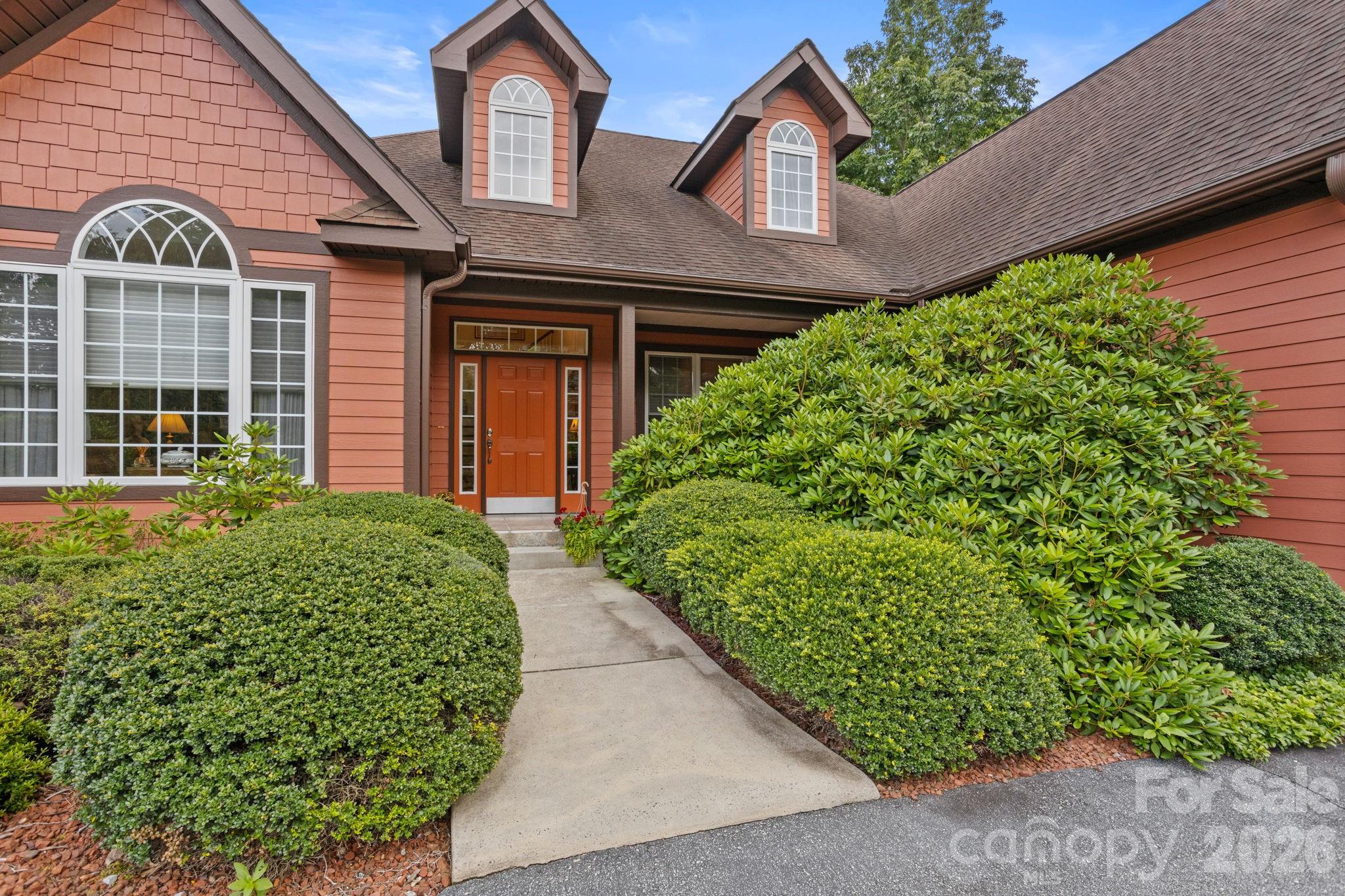100 Crestgrove Drive